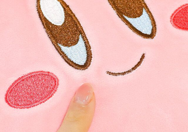 星のカービィ フェイスポーチ 刺繍 触り心地