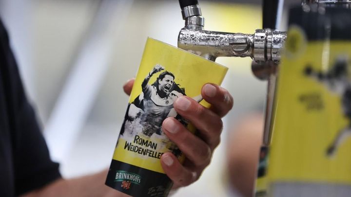 ビールを8杯飲まされたキャラガー、サンチョへの「酔いどれインタビュー」が話題