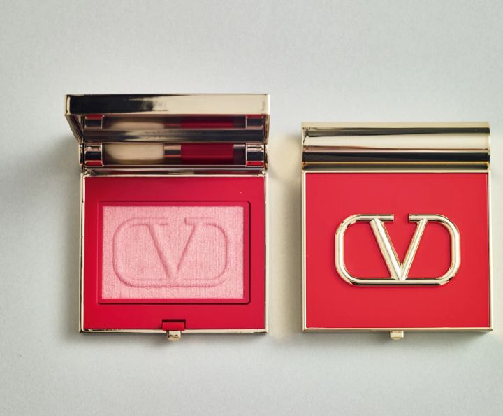 【母の日におすすめコスメ】6. ヴァレンティノ ビューティ アイ2チーク