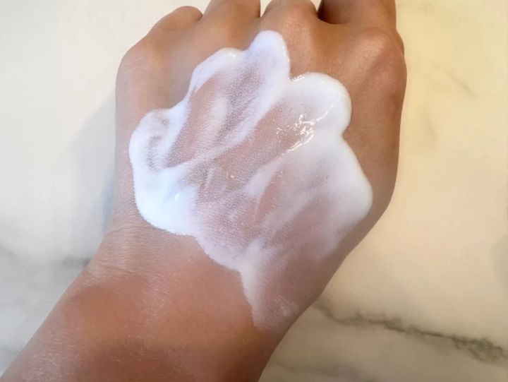 最新 日焼日焼け止め アネッサ パーフェクトUV マイルドミルク NAを実際に試してみた