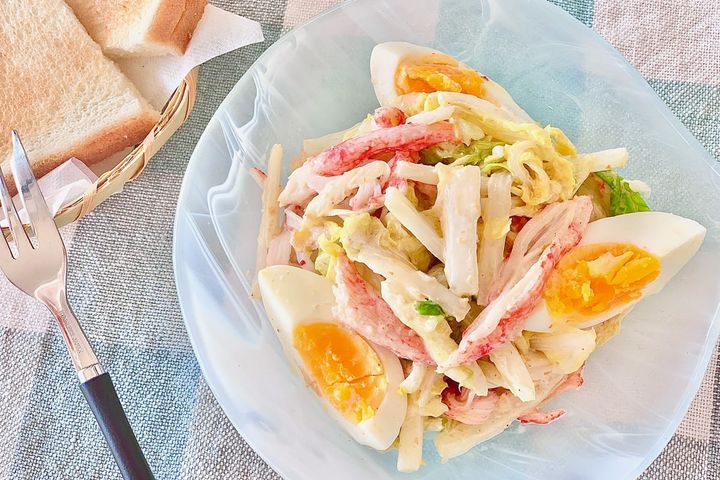 白菜とカニカマの味噌マヨサラダ