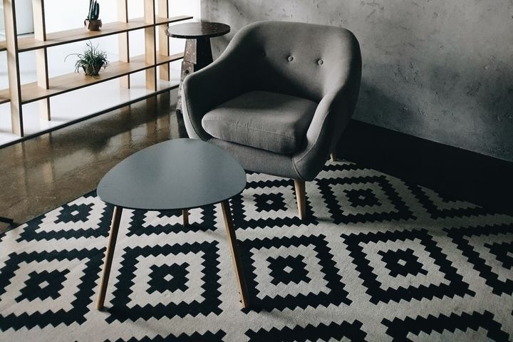 印象的なデザインのラグ