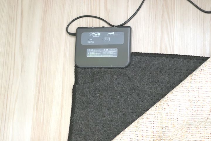 ホットカーペットのスイッチ