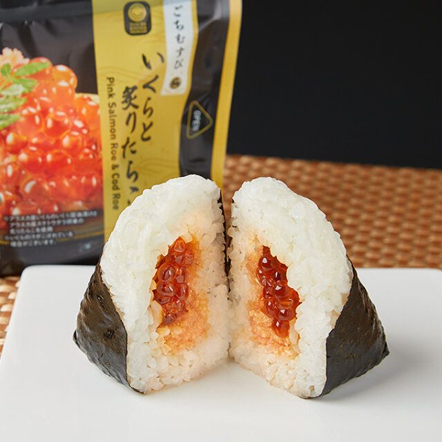 ファミリーマートのごちむすび いくらと炙りたらこ