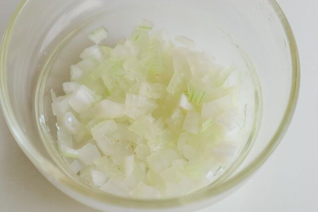 さば缶の油揚げラザニア レシピ たまねぎをレンチンして火を通す