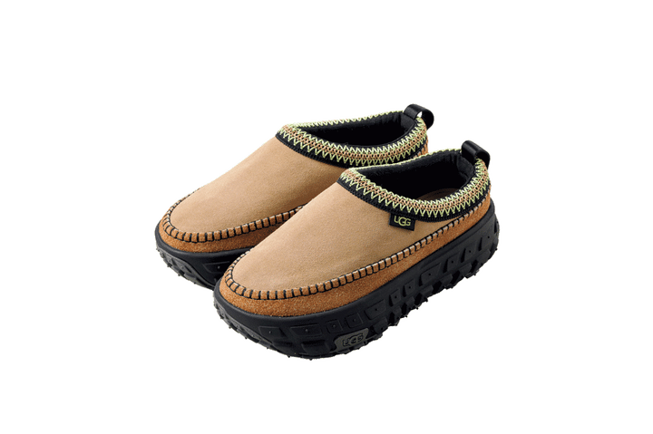 〈アグ®〉のスリッポン