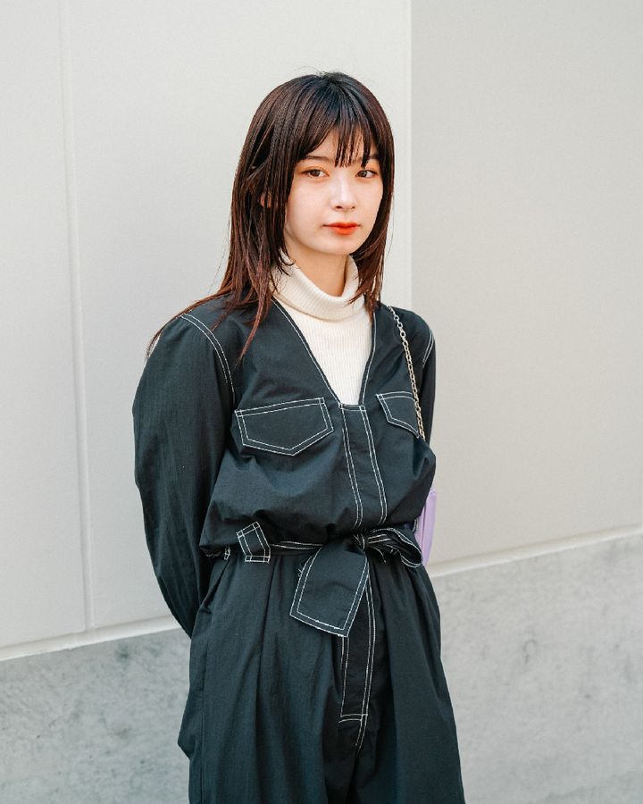 初夏に着たい“ジャンプスーツ”のお手本コーデ5選。柄、素材が豊富＆一着で着映える【TOKYO SNAP】