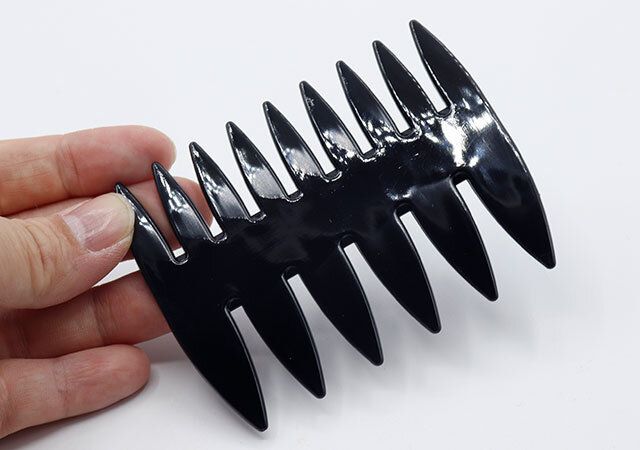 ダイソーの前髪専用コーム