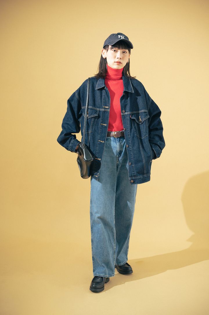 デニムonデニムがおしゃれにキマる秘訣は“濃淡”です！【FUDGE FRIEND おしゃれさんの毎日コーディネート vol.364｜UMI】