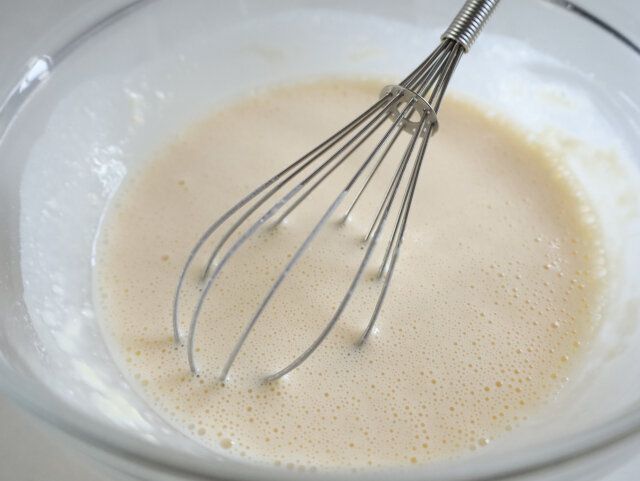 ホットケーキミックスのクレープ レシピ 泡立て器で混ぜる