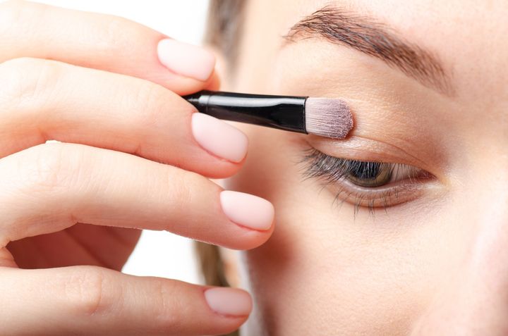 40・50代から取り入れるべきメイク術：アイシャドウ編