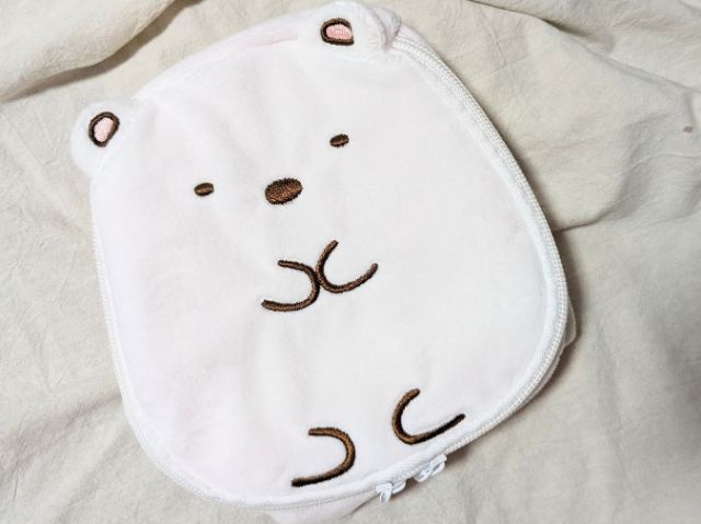 すみっコぐらしふわふわおすわりポーチしろくまver.