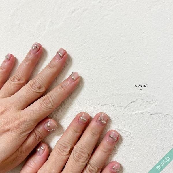 LAURA POMPONNEEが投稿したネイルデザイン [photoid:I0129042] via Itnail Design (732766)