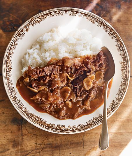 フライパンひとつで本格的な洋食が完成！「ハヤシライス」の作り方の画像1