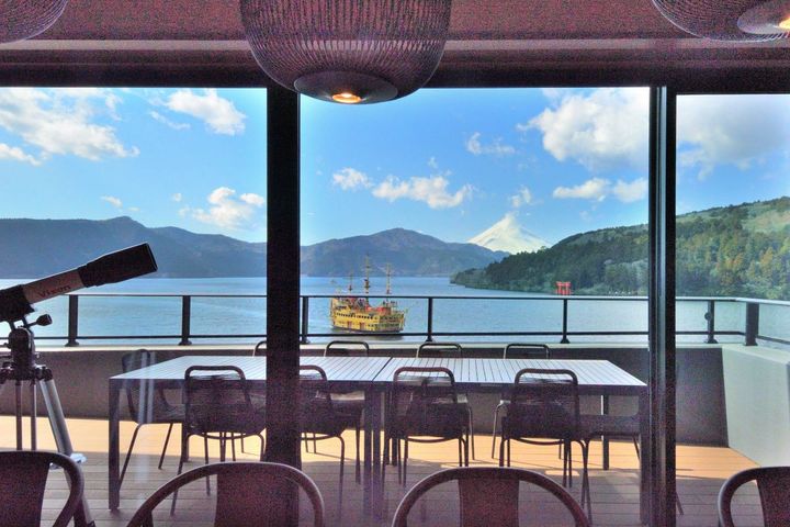 スイートルームリビングからの絶景