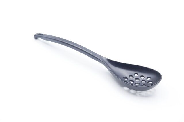 ダイソーのPPS 樹脂製穴あきレンゲ（16.5cm）