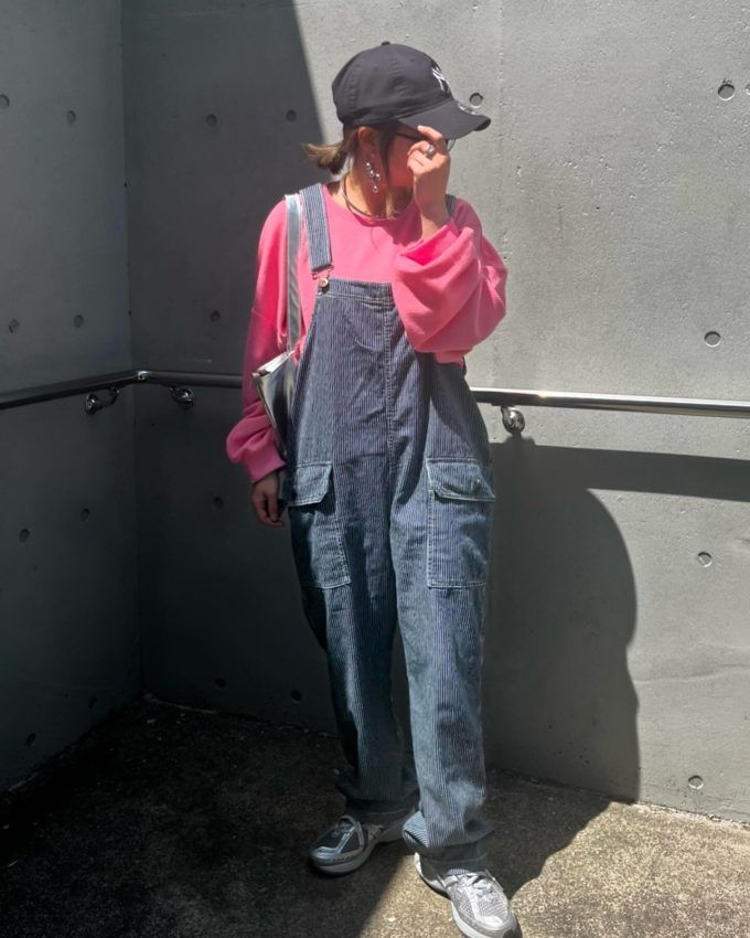 ワッフルTシャツ×しまむらの「ヒッコリーコクーンサロペットパンツ」