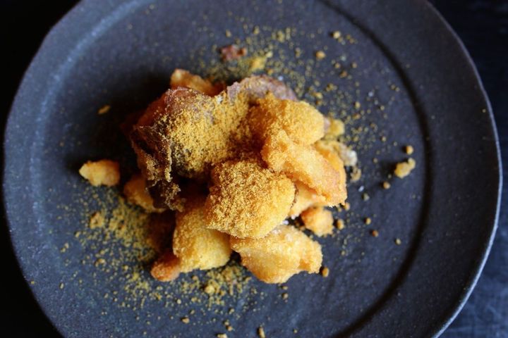 黄金のポテトフライ（カラスミがけ）1760円