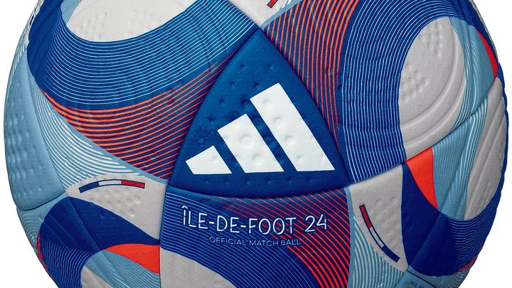 日本は男女ともに出場！パリ五輪のサッカー公式試合球『イルデフット24』が登場 名前の意味は…