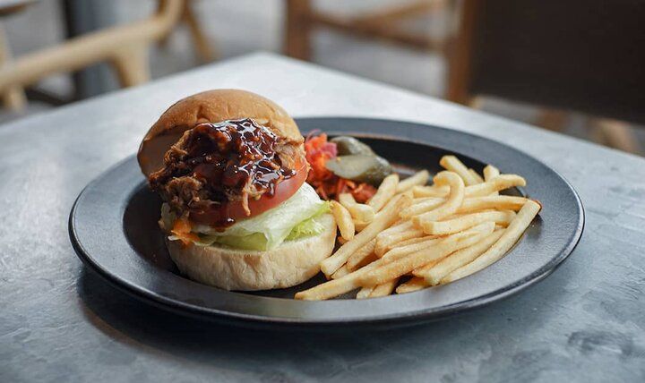 隅田川沿いのテラスで食事やクラフトビールが楽しめる清澄白河「CLANN BY THE RIVER」