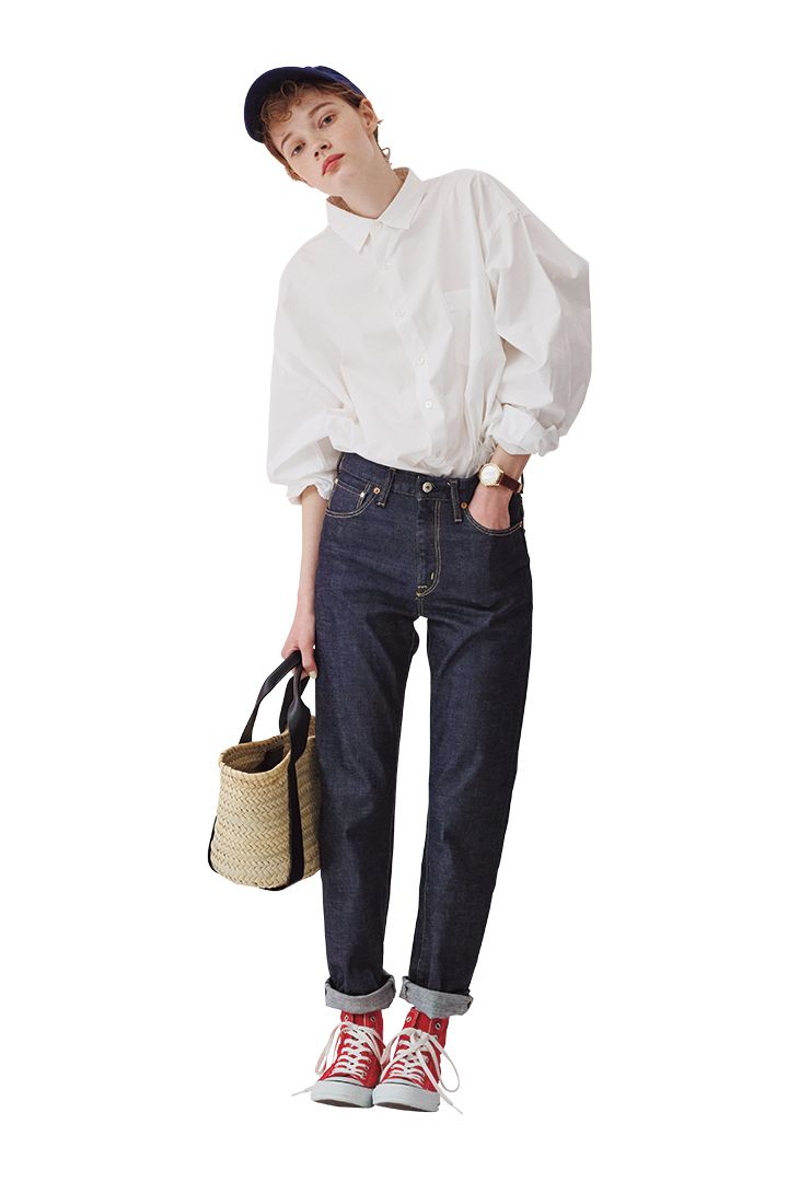 ストレートデニムは使い勝手抜群！ロールアップしたおしゃれコーデ5選