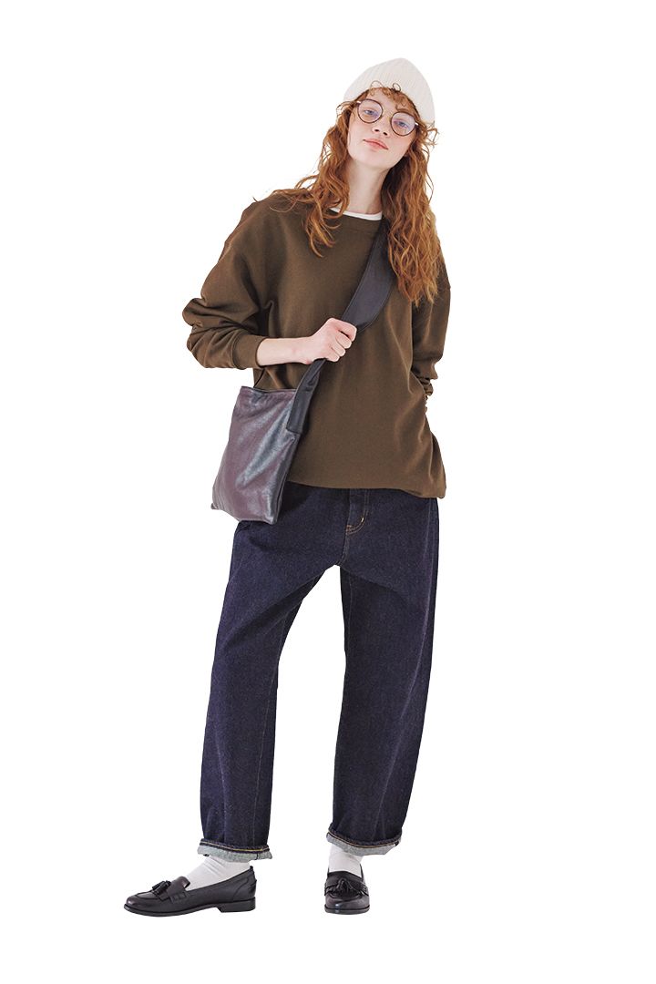 ストレートデニムは使い勝手抜群！ロールアップしたおしゃれコーデ5選