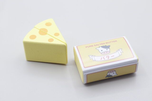 セリアの木製の知育おもちゃのチーズとバター