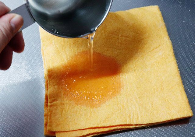 100均ダイソーの吸水力が高いふきん