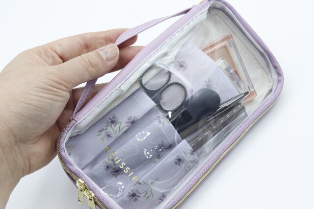 ダイソーのツールポーチパープルはスリムなデザインで持ち運びやすい