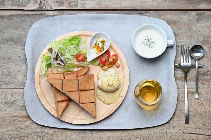 広島駅近くのリバーサイドカフェ「FLEX Cafe Chatty」で爽やかなランチタイム♪