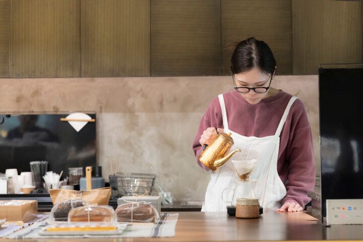 人気洋菓子店が東京へ！「ミッシェルバッハ 日本橋」の本格スイーツとコーヒーで寛ぐ至福の時間