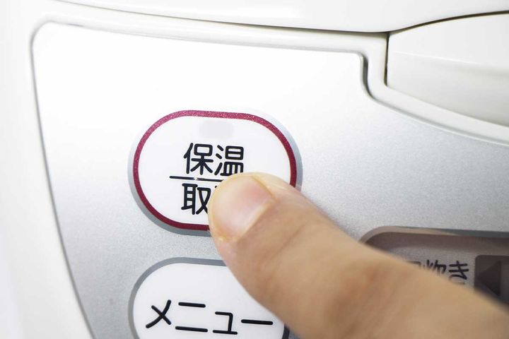 コスト面では、保温と解凍どっちがいい？