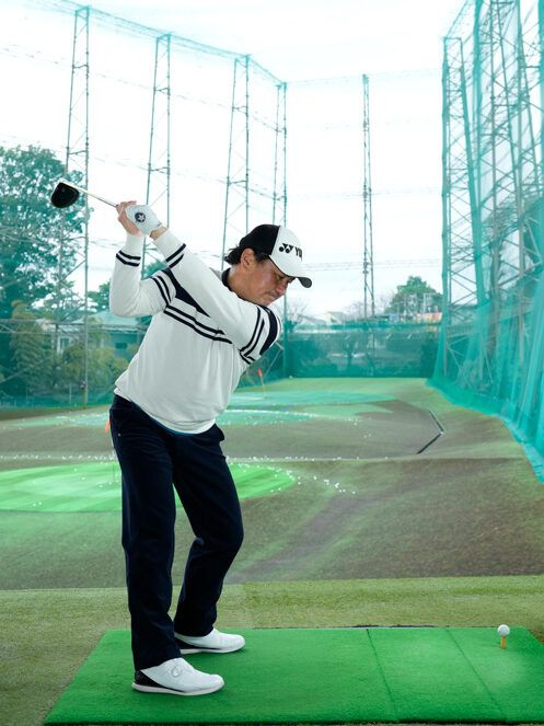 スコアメイクの大敵！ 「スライス」はボールから遠い位置に両手を上げれば直る！