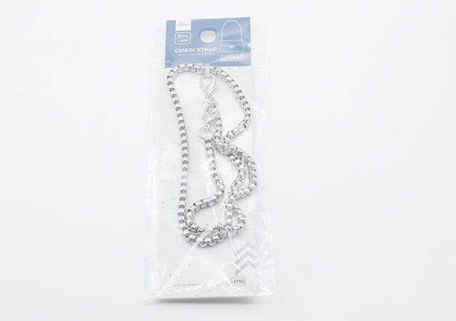 ダイソーのチェーンストラップ（A）のパッケージ