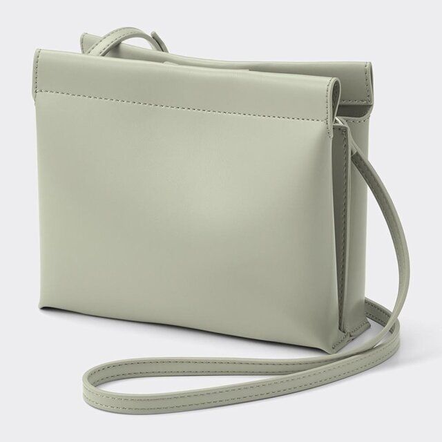 GU ライトミニショルダーバッグ