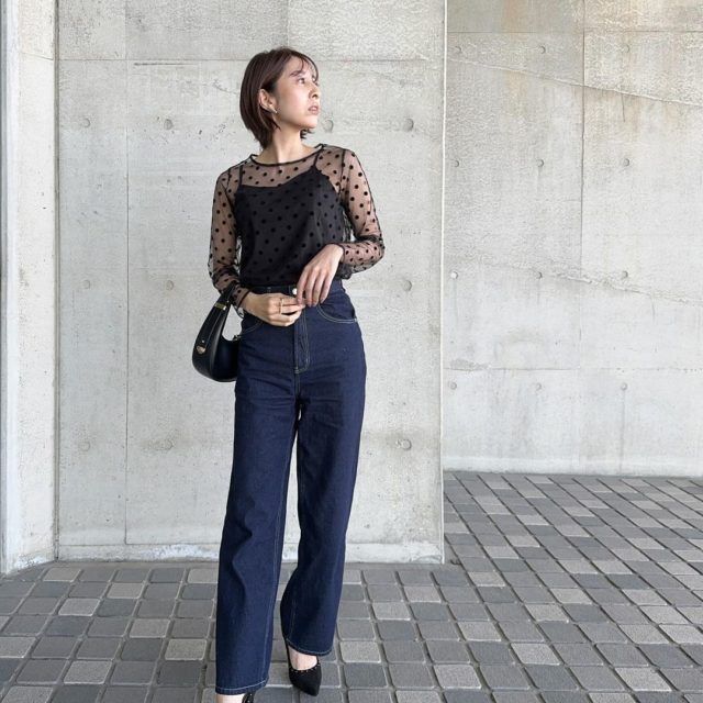 ノスタルジア「シアートップスセットコーデの女性４」