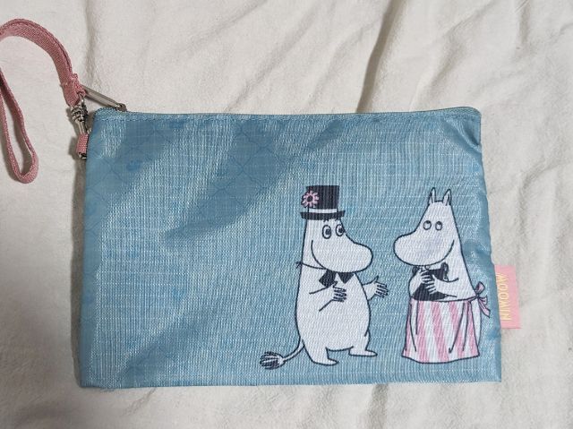 ポーチ・ブルー