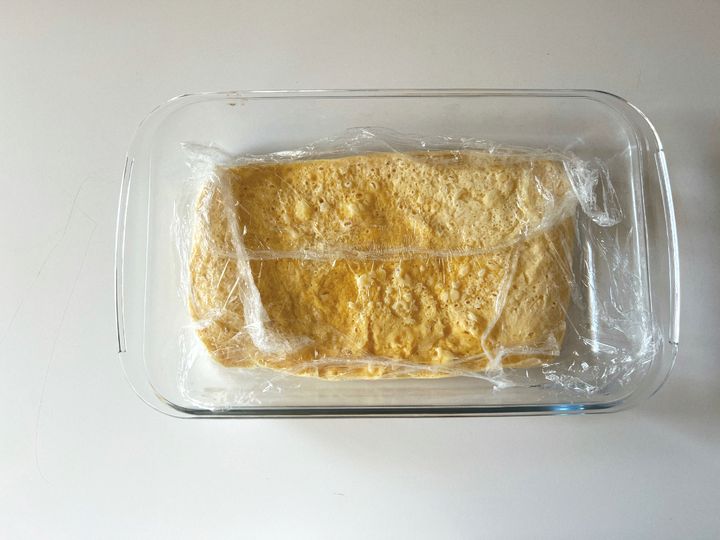 【レンジで簡単】まろやかとろっとクッキーチーズケーキサンド【渡辺友美子のコーヒーに合うお菓子のレシピ vol.41 〜レシピで旅するヨーロッパ〜】