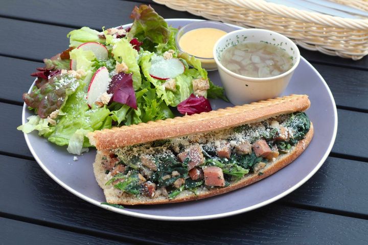 ほうれん草のパニーニ1800円