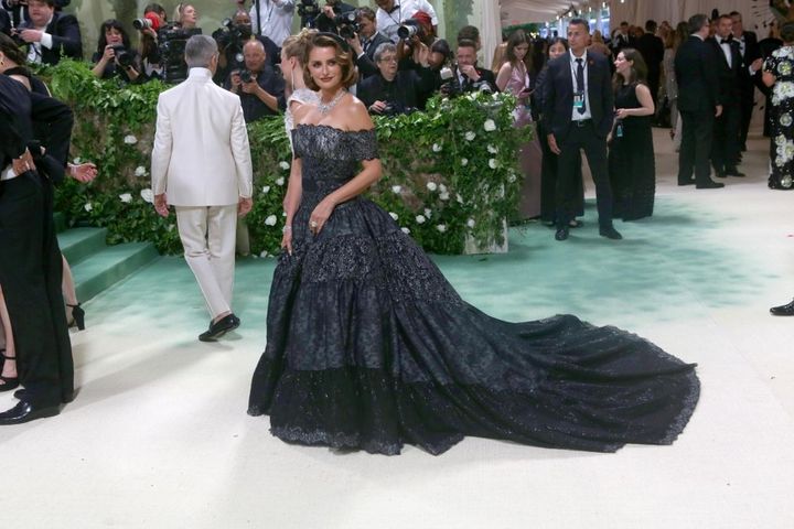 画像24: 2024年のメットガラでセレブはどのブランドの衣装を着用した？