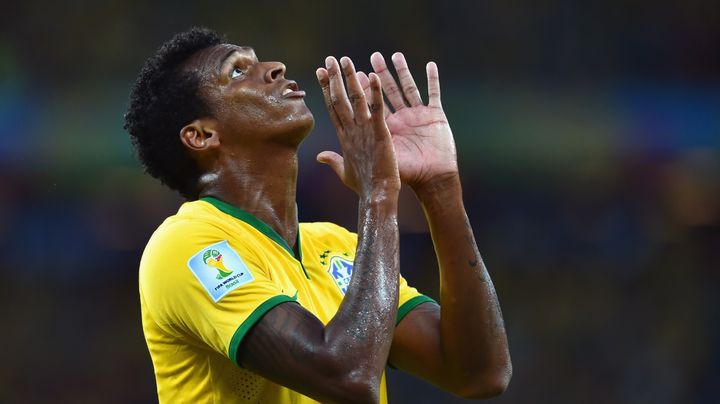 元名古屋FWジョー 「養育費未払い」で逮捕される…子供8人のうち6人が婚外子