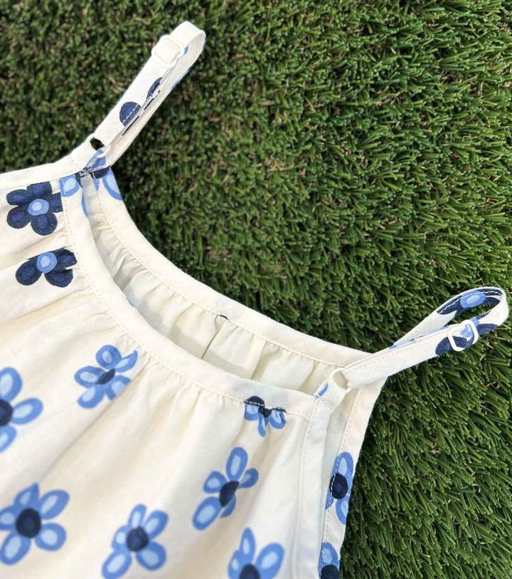 画像1: 【ユニクロ×マリメッコ】GIRLS キャミソールワンピース¥2,290 www.uniqlo.com