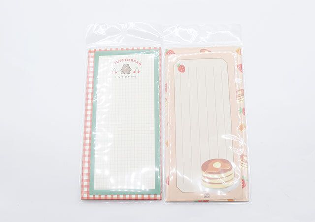 ダイソーの一筆箋のbearとホットケーキのパッケージ