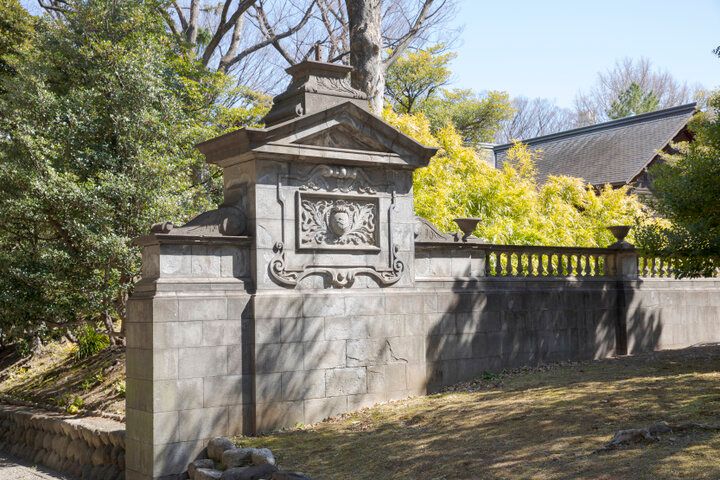上野公園からも徒歩圏内♪ ヨーロッパのお城みたいな邸宅をめぐる名建築さんぽ／湯島「旧岩崎邸庭園」