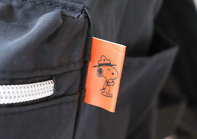 宝島社の黒バックパックのスヌーピー付録レビュー