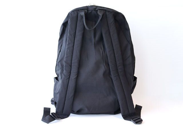 宝島社の黒バックパックのスヌーピー付録レビュー