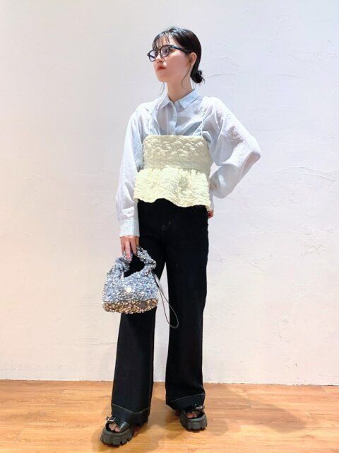 初夏のシアーシャツコーデ