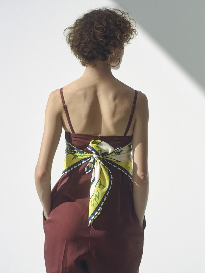 画像2: manipuri ＜シルクスカーフ88＞フローラ 19,800円（税込） 出典：マニプリ