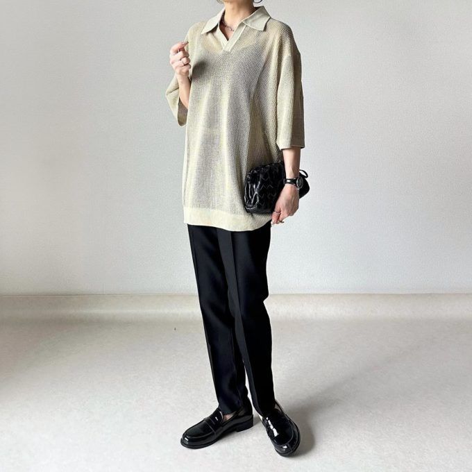 GUメンズのグリーンの「ウォッシャブルニットスキッパーポロシャツ(5分袖)」×テーパードパンツ