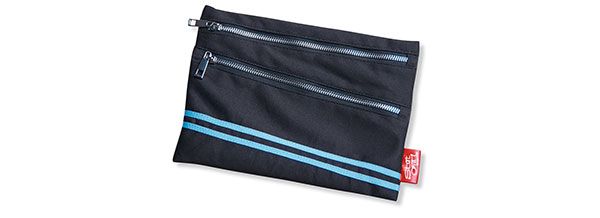 田村保乃さんのポーチ